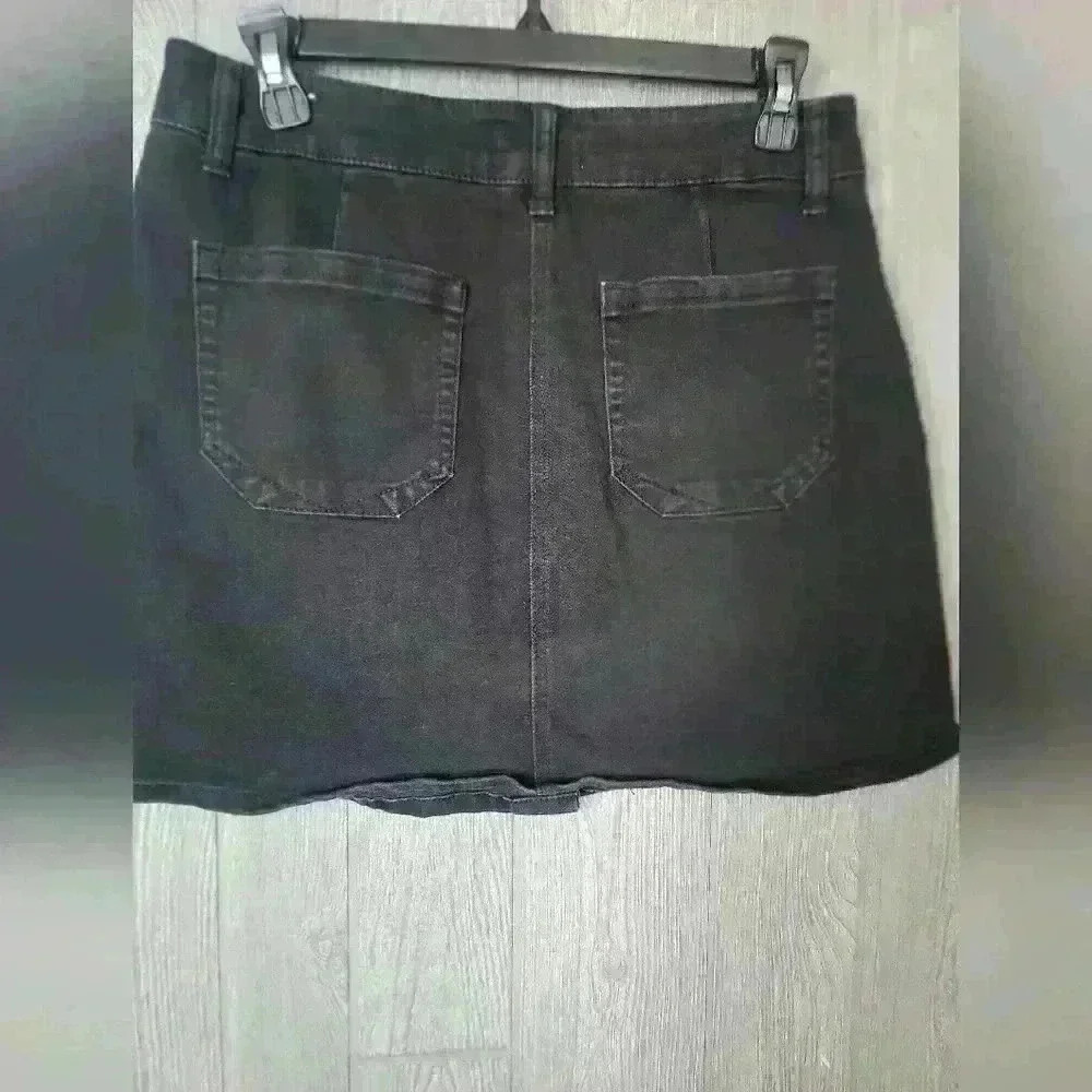 ♡Jolt black jean studded skirt. Size 7/28 has stretch. C-7 - Picture 3 of 5